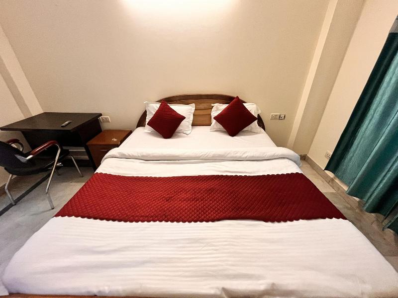 Hotel Sunshine image