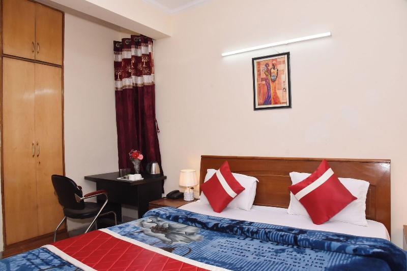 Hotel Sunshine image