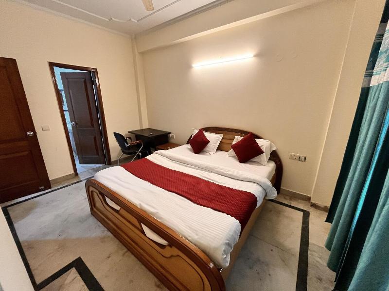 Hotel Sunshine image
