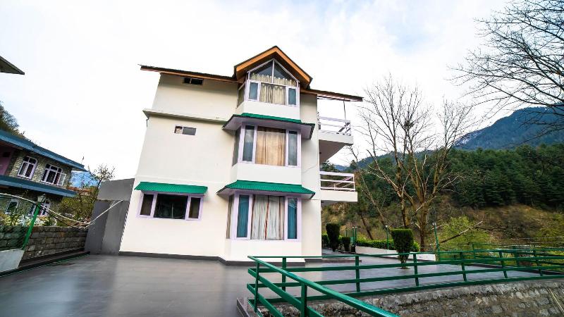 Vaayu Resorts And Spa Manali image