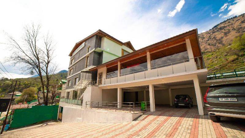 Vaayu Resorts And Spa Manali image