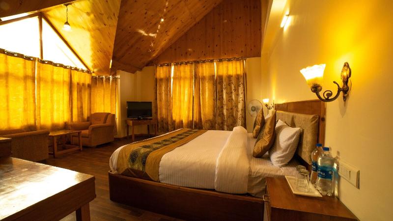 Vaayu Resorts And Spa Manali image
