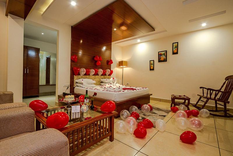 Vaayu Resorts And Spa Manali image