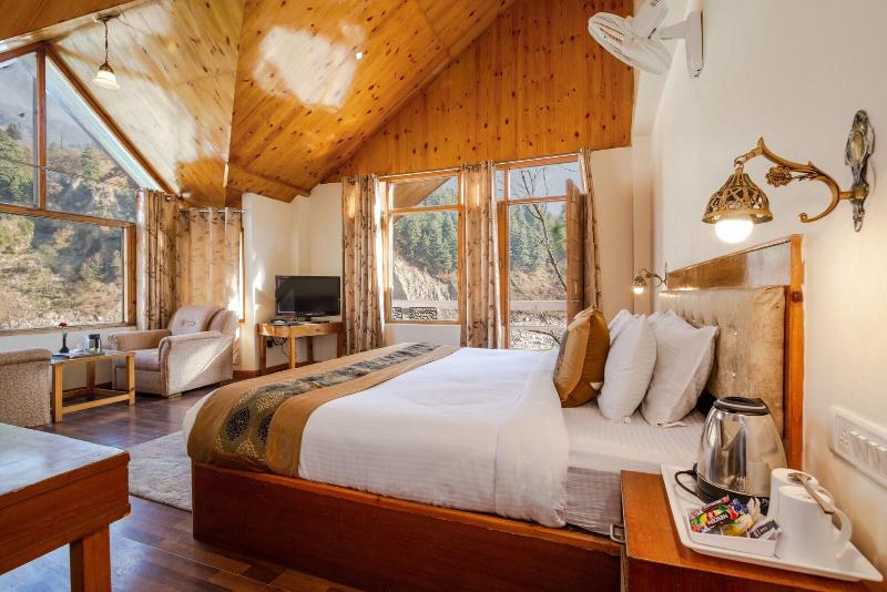 Vaayu Resorts And Spa Manali image
