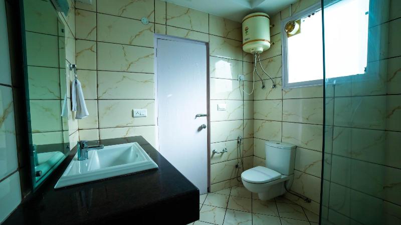 Vaayu Resorts And Spa Manali image