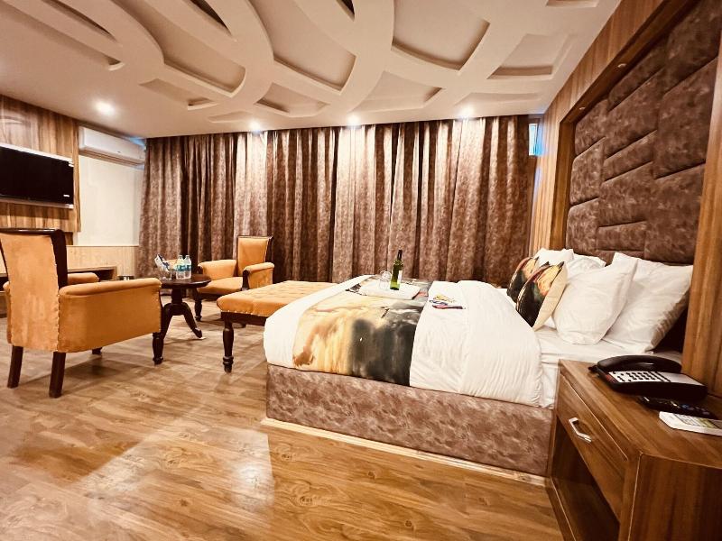 Hill River Resort By West Western image