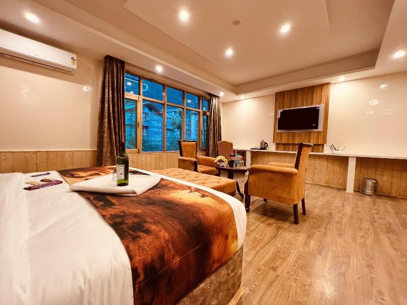 Hill River Resort By West Western image