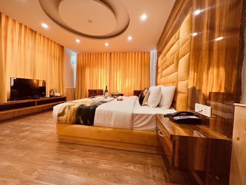 Hill River Resort By West Western image