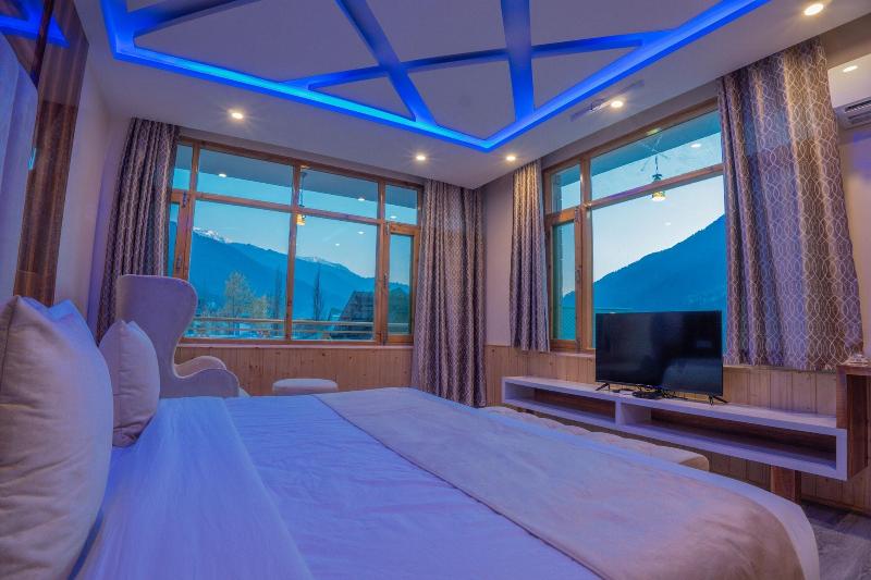 Hill River Resort By West Western image