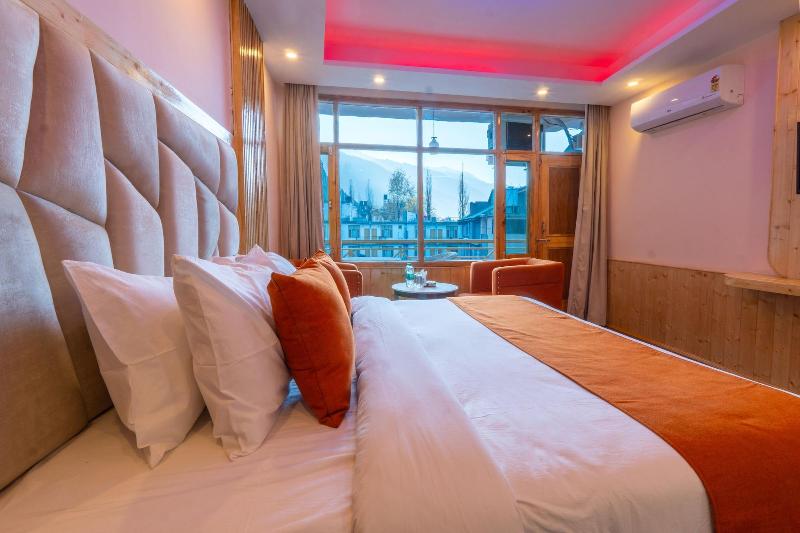 Hill River Resort By West Western image