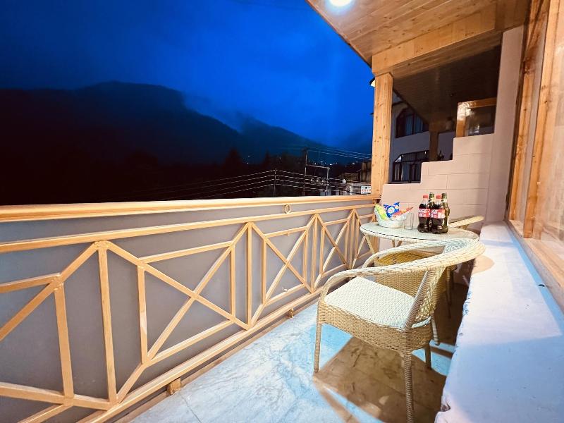 Hill River Resort By West Western image