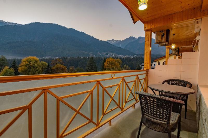 Hill River Resort By West Western image