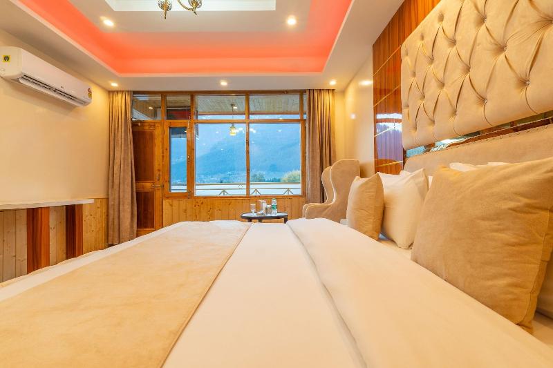 Hill River Resort By West Western image