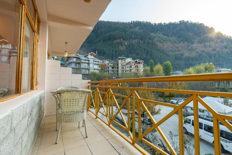 Hill River Resort By West Western image