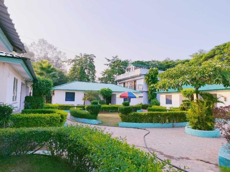 Royals Moonlight Resort image