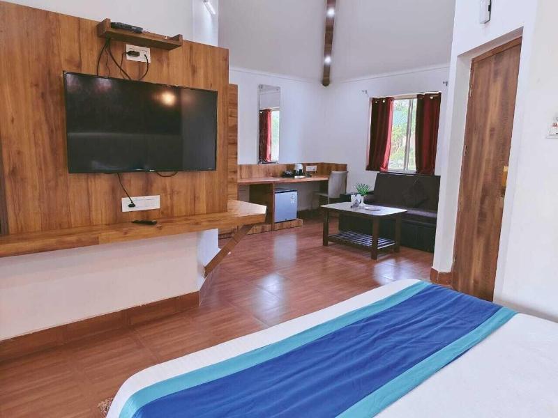 Royals Moonlight Resort image