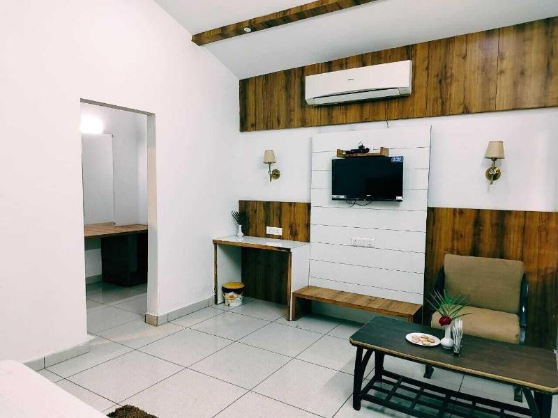 Royals Moonlight Resort image
