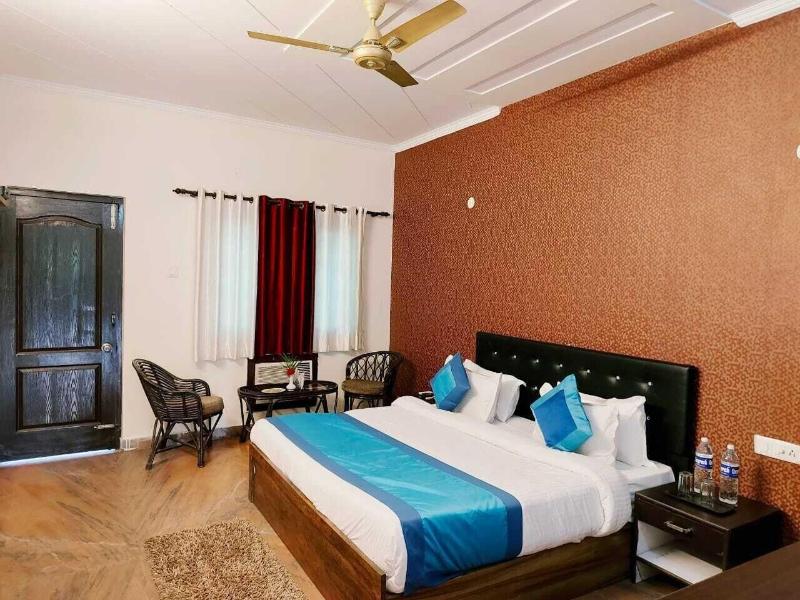 Royals Moonlight Resort image