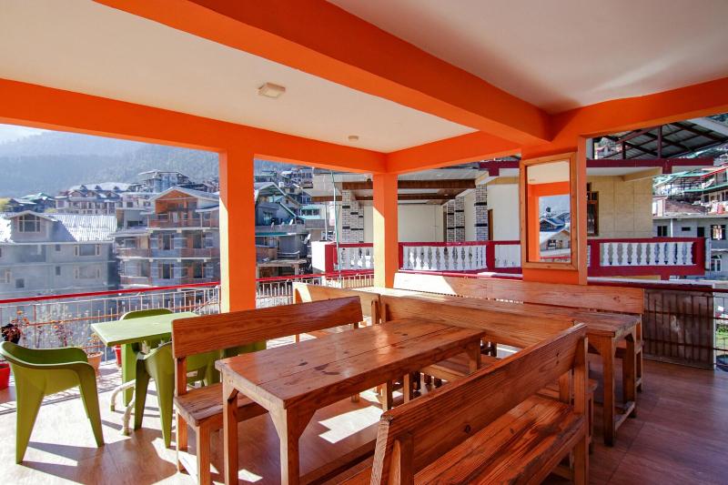 Fabhotel Green View image