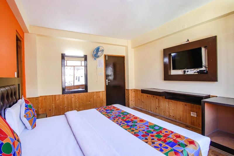 Fabhotel Green View image