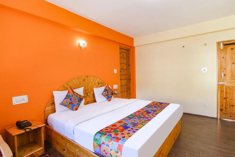 Fabhotel Green View image