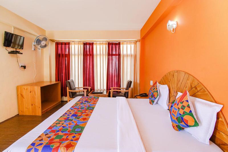 Fabhotel Green View image