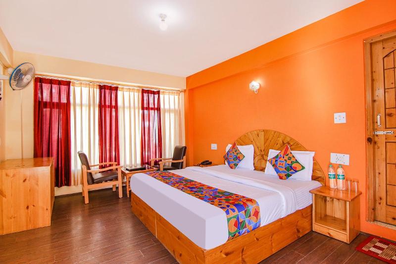 Fabhotel Green View image