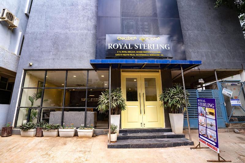 Fabhotel Royal Sterling image