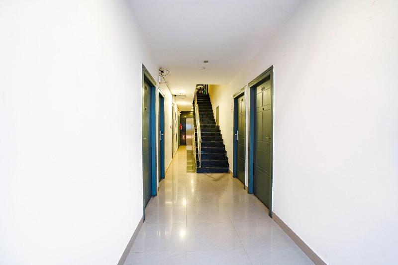 Fabhotel Royal Sterling image
