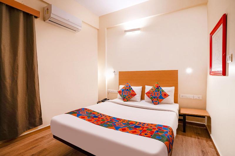 Fabhotel Royal Sterling image