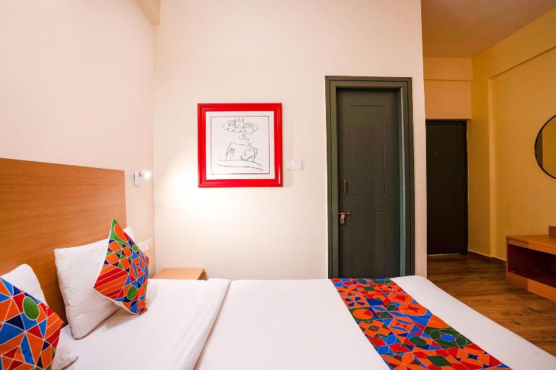 Fabhotel Royal Sterling image
