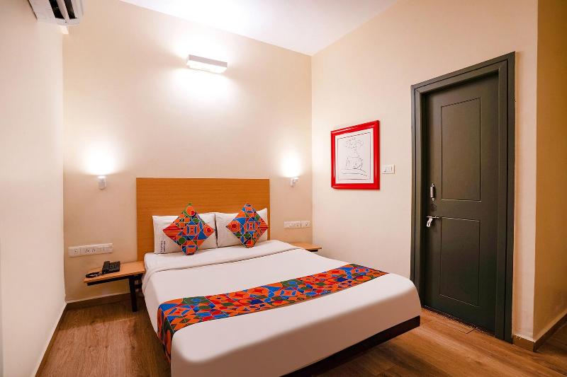 Fabhotel Royal Sterling image