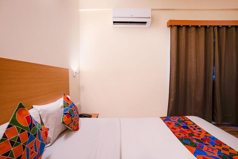 Fabhotel Royal Sterling image