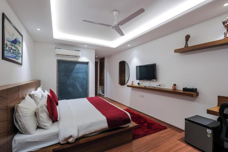 Nikko Premier - Near Medanta Hospital image