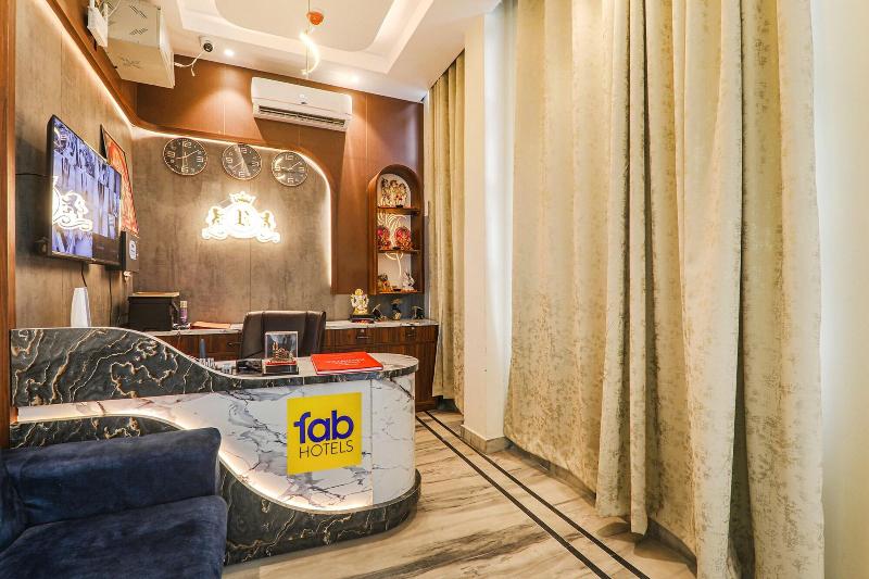 Fabhotel Raj Palace image