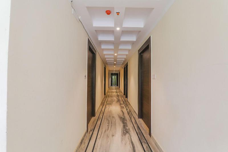 Fabhotel Raj Palace image