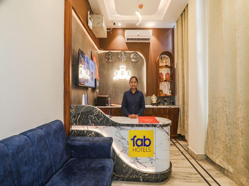 Fabhotel Raj Palace image