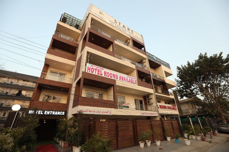 Hotel Starex Opp. Artemis Hospital image