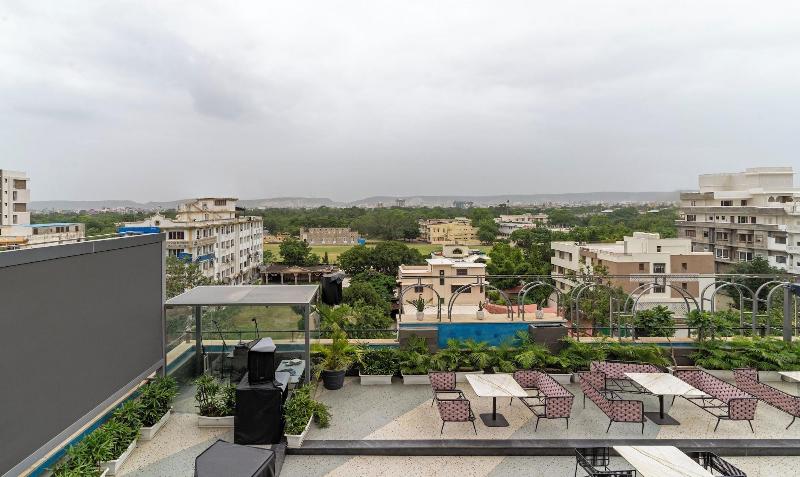 Treebo Premium Baramasi By Jai Club Prime — exterior view