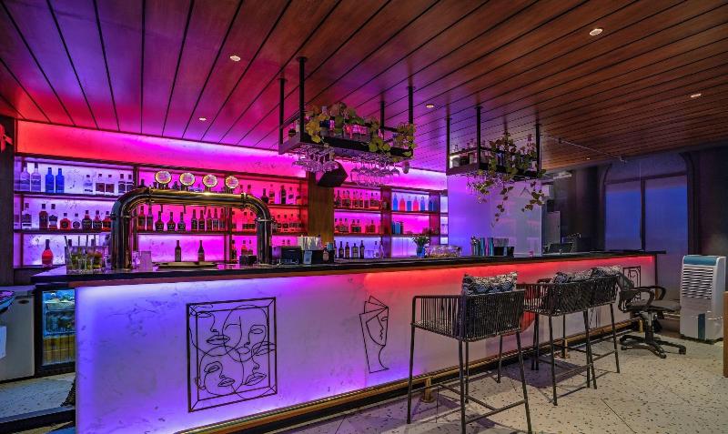 Treebo Premium Baramasi By Jai Club Prime image
