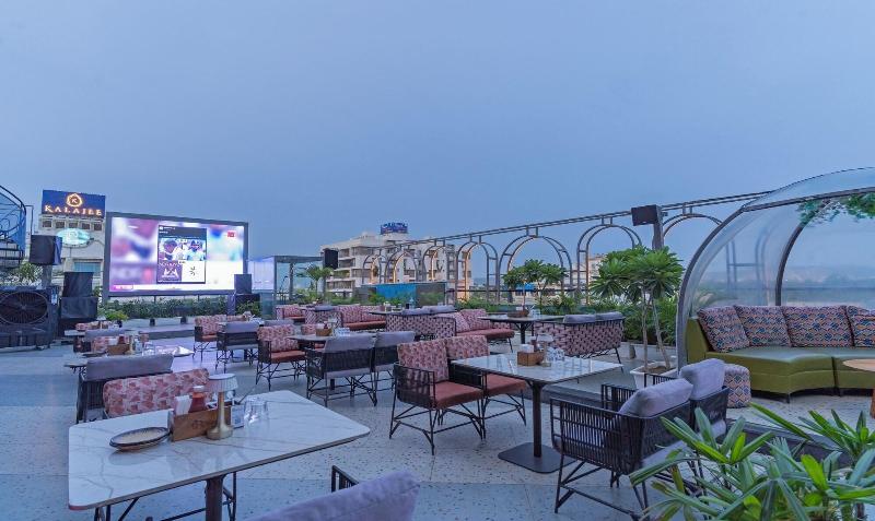 Treebo Premium Baramasi By Jai Club Prime image