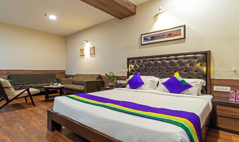Treebo Premium Baramasi By Jai Club Prime image