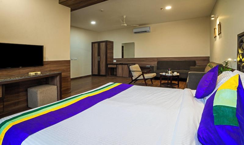 Treebo Premium Baramasi By Jai Club Prime image