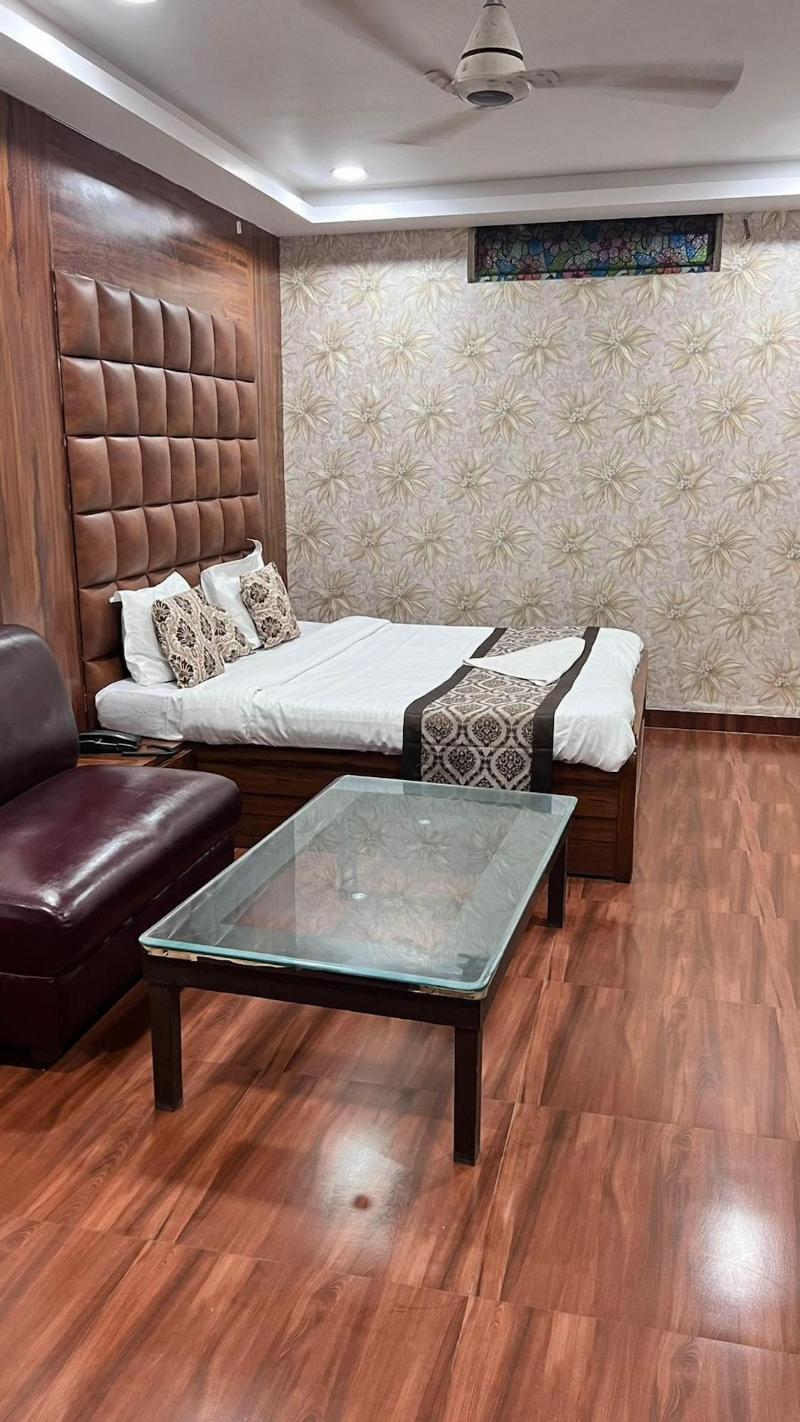Hotel S P International Unit Mavis Group — view