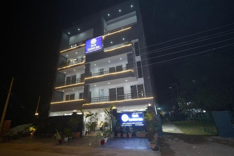 Posh Garden Inn image