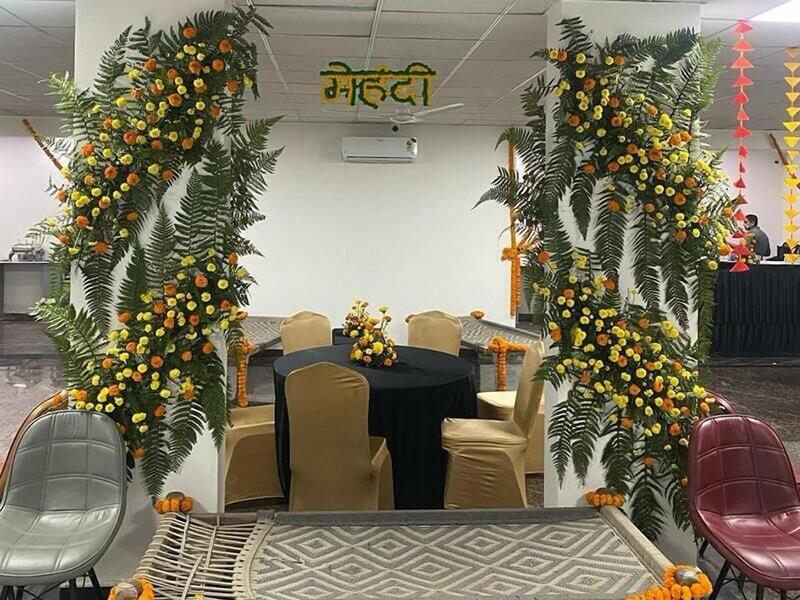 Posh Garden Inn image
