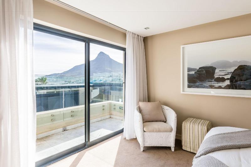 Lions Eye Luxury Apartments image