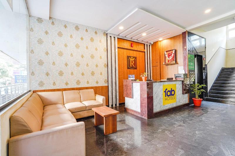 Fabhotel Rove Inn & Suites image