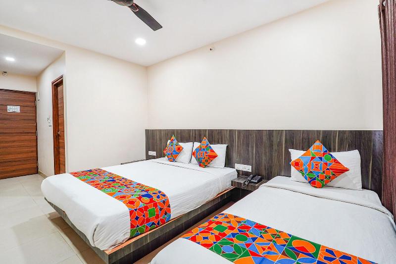 Fabhotel Rove Inn & Suites image