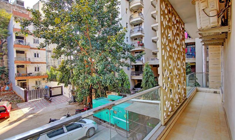 Treebo Sai Village Gold Souk - Sec 43 image